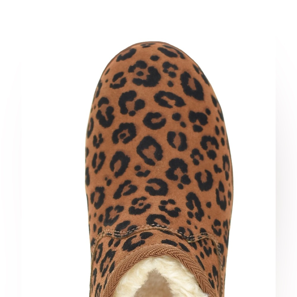 TIME and TRU Womens Leathers UpperSlip On Boot Size 6 Animal Print New - Picture 5 of 8